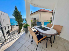 Apartments in Crikvenica 45022